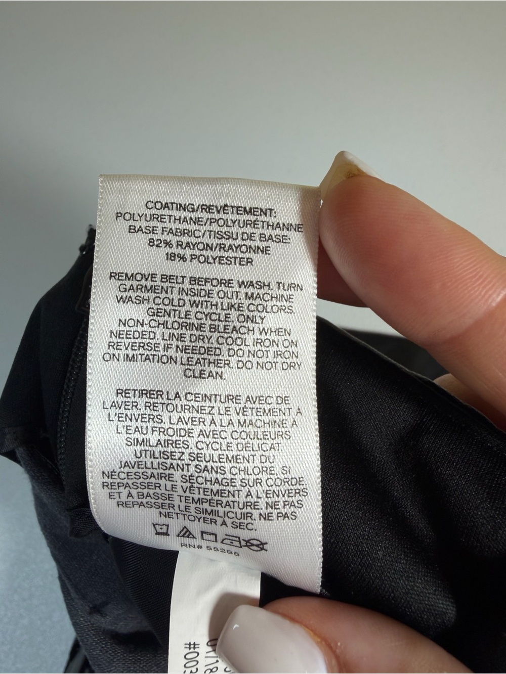 Express Extreme High Rise Faux Leather Paperbag Shorts Black Size 6 NWOT - Picture 11 of 12